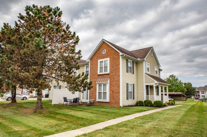 Arrowsmith Townhomes Exterior