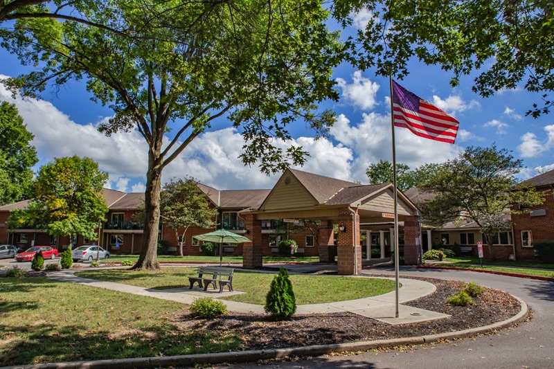 Barnett Plaza Apartments Exterior