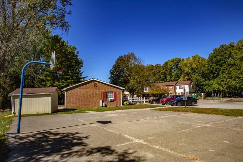 Crossgates Apartments Basketball court