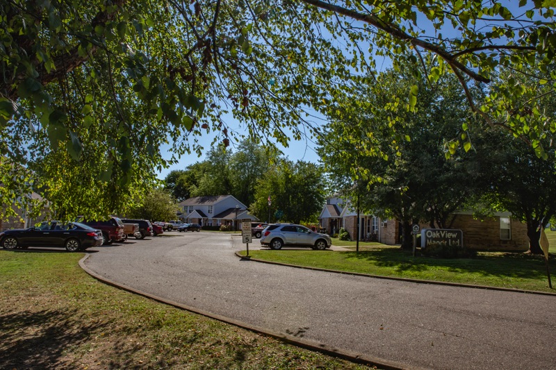 Oakview Manor Street View