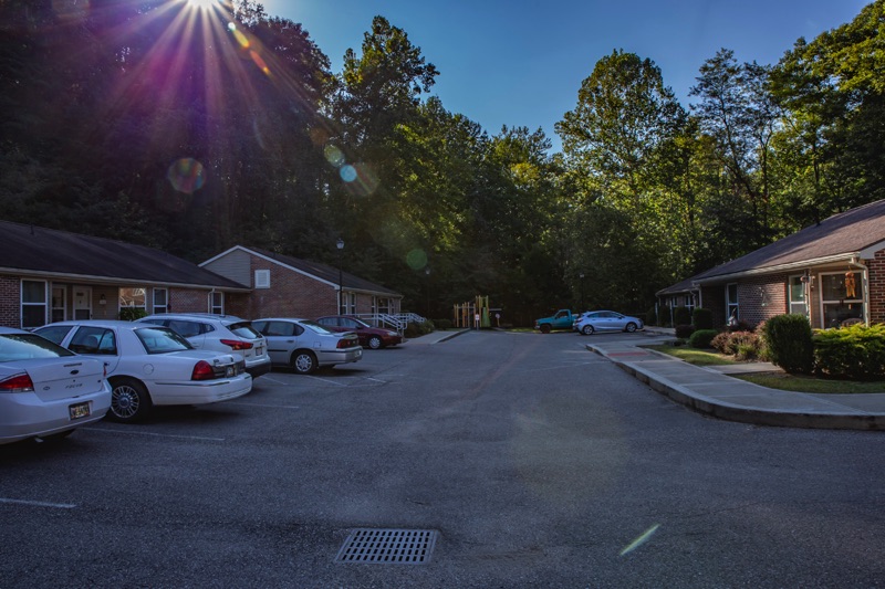 Pomeroy Cliffs Parking