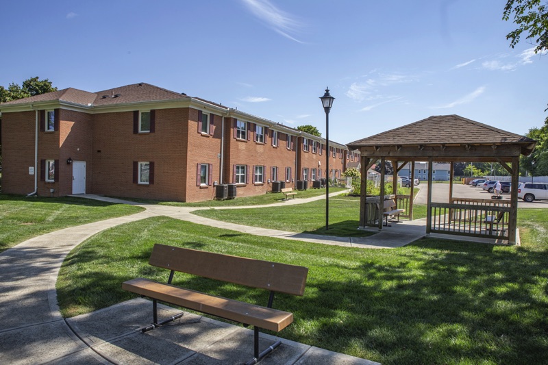 Staunton Commons I Gazebo