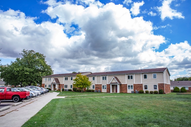 Eaton Towne Park Exterior