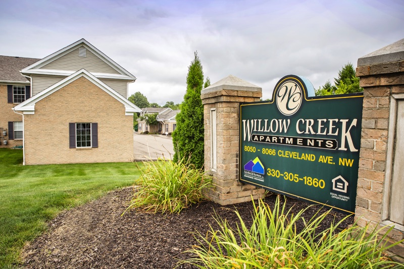 Willow Creek Apartments Signage