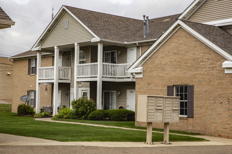 Willow Creek Apartments Exterior